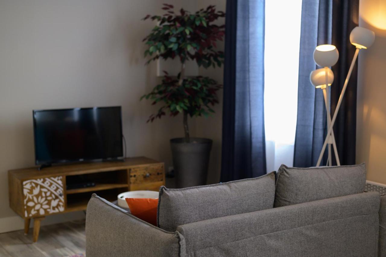 Apartament Le Court-Toit Rouyn-Noranda Zewnętrze zdjęcie
