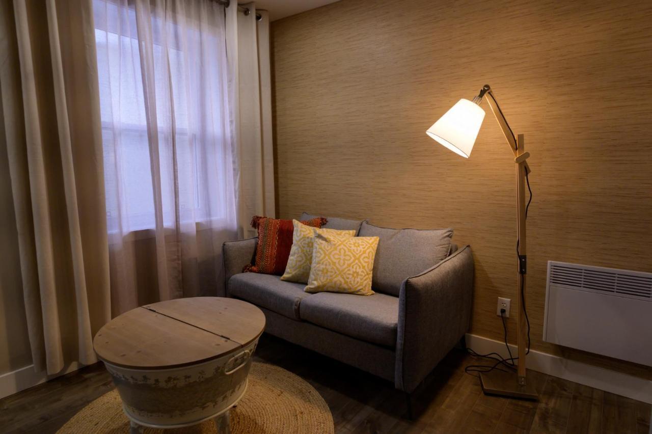 Apartament Le Court-Toit Rouyn-Noranda Zewnętrze zdjęcie